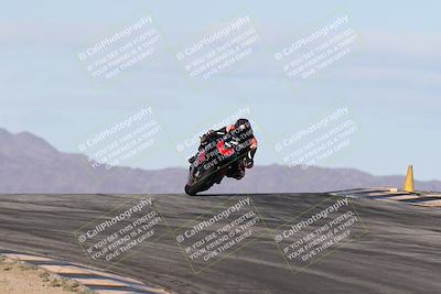 media/Nov-16-2025-Race Pace (Sun) [[8c5fa54630]]/Verified Riders/1-Turns 9 and 10 (925am)/